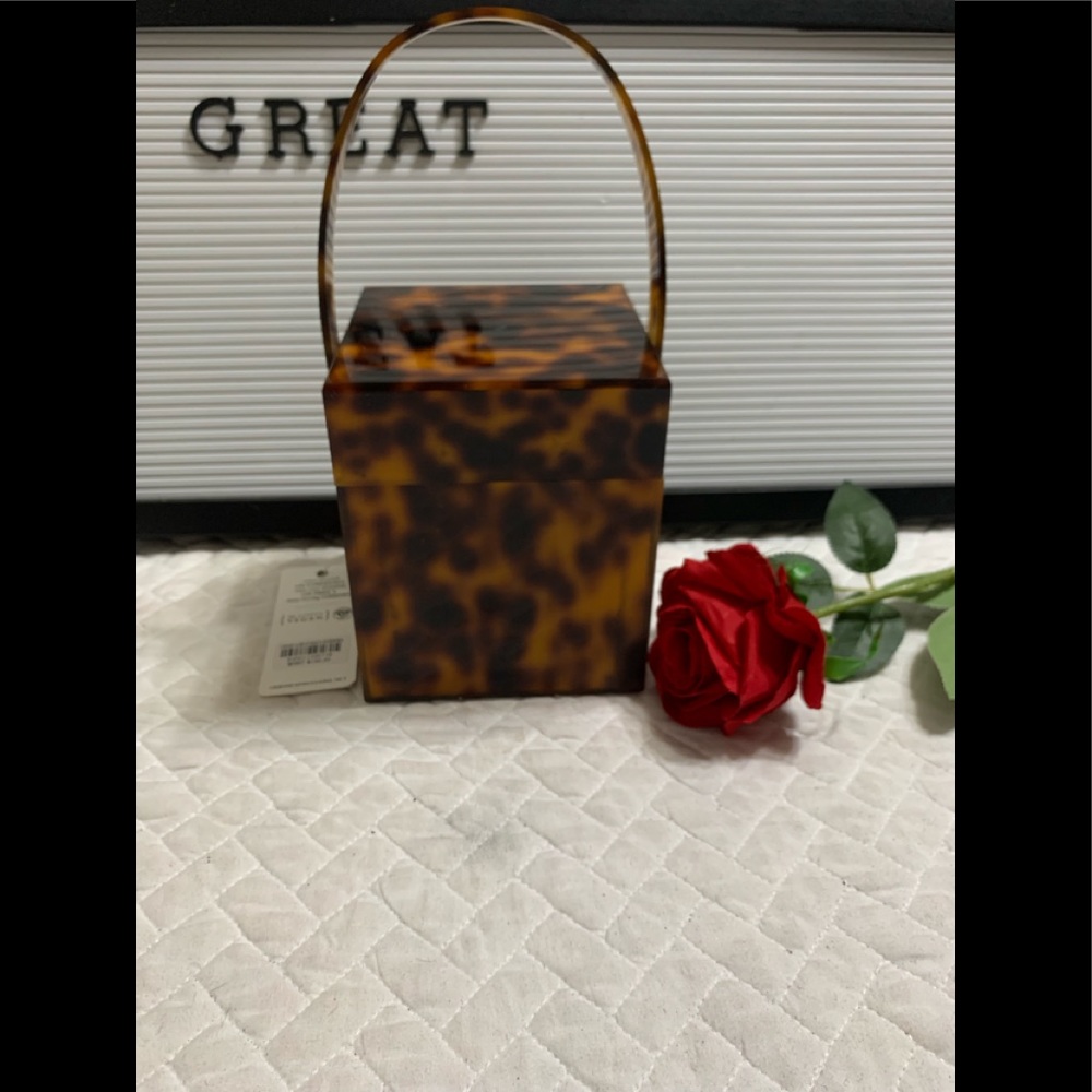 FREE GIFT - Follow me @TLGene - Picture 6 of 11